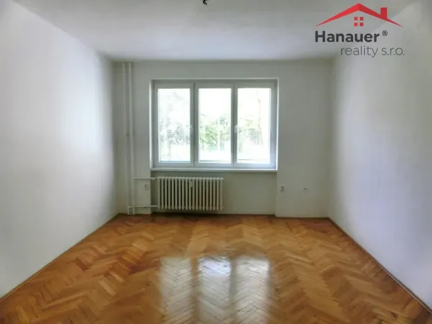 Pronájem bytu 3+1, Ústí nad Labem - Bukov, Kapitána Nálepky, 73 m2