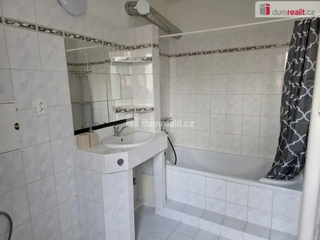 Pronájem bytu 2+1, Frenštát pod Radhoštěm, Školská čtvrť, 63 m2