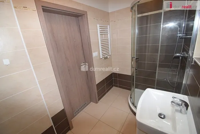 Pronájem bytu 1+kk, Praha - Kyje, Federova, 30 m2