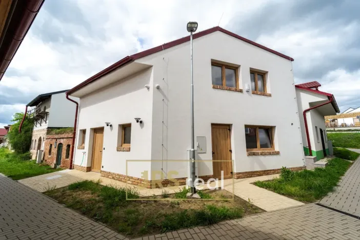 Prodej - jiné, Mikulčice, 100 m2