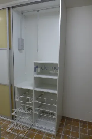 Pronájem bytu 2+kk, Praha, Na Harfě, 82 m2