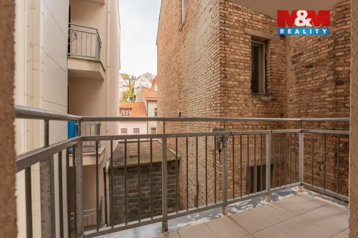 Pronájem bytu 1+kk, Praha - Braník, Na vinohradu, 34 m2