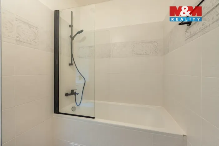 Prodej rodinného domu, Králův Dvůr, Fibichova, 97 m2