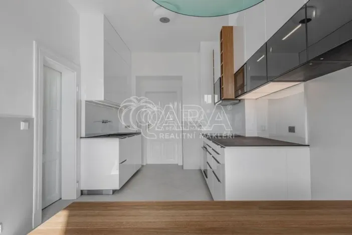 Pronájem bytu 1+1, Praha - Vršovice, Bulharská, 49 m2