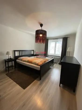 Pronájem bytu 4+1, Tábor, Husinecká, 107 m2