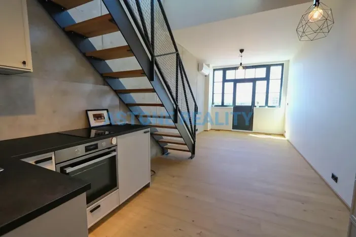 Pronájem bytu 2+kk, Praha - Vysočany, Kolbenova, 64 m2