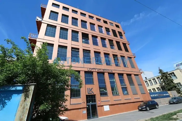 Pronájem bytu 2+kk, Praha - Vysočany, Kolbenova, 64 m2