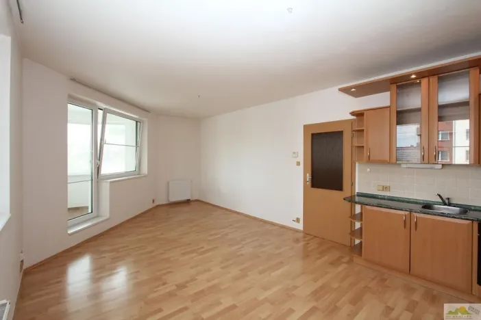 Pronájem bytu 2+kk, Pardubice - Zelené Předměstí, nábřeží Závodu míru, 61 m2