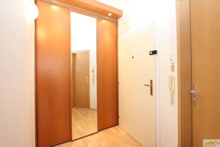 Pronájem bytu 2+kk, Pardubice - Zelené Předměstí, nábřeží Závodu míru, 61 m2