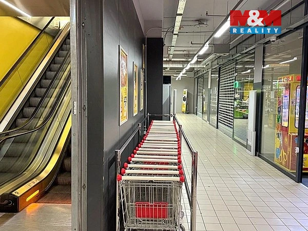 Pronájem obchodního prostoru, Brno - Brno-město, náměstí Svobody, 12 m2