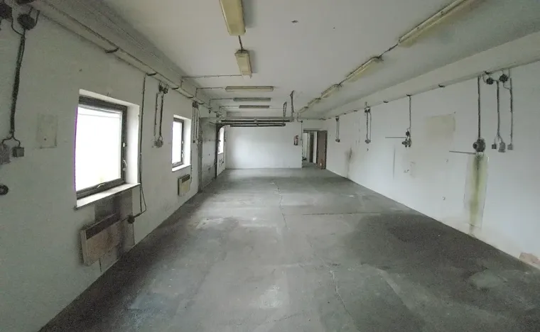 Prodej výrobních prostor, Stříbro, 300 m2