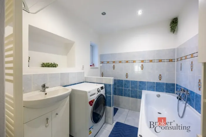 Prodej rodinného domu, Pardubice - Svítkov, Hradčanská, 126 m2