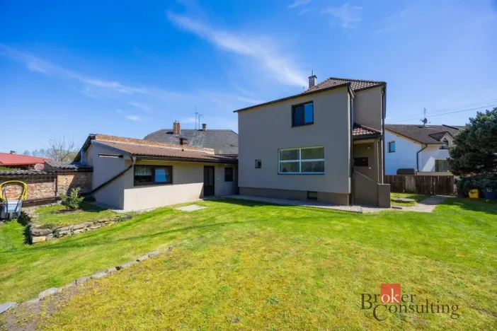 Prodej rodinného domu, Pardubice - Svítkov, Hradčanská, 126 m2