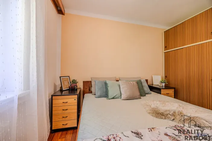 Prodej bytu 3+1, Ostrava, Viktora Huga, 74 m2