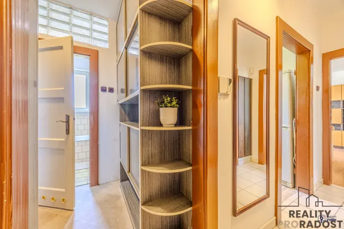 Prodej bytu 3+1, Ostrava, Viktora Huga, 74 m2