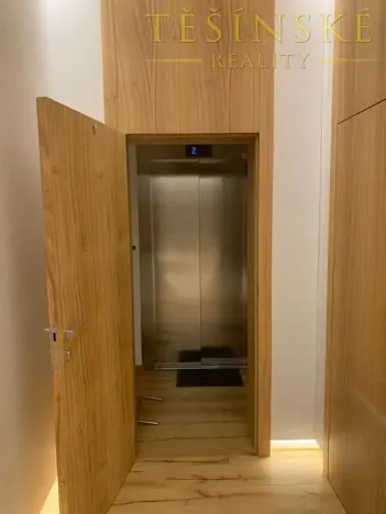 Pronájem bytu 5+kk, Komorní Lhotka, 200 m2