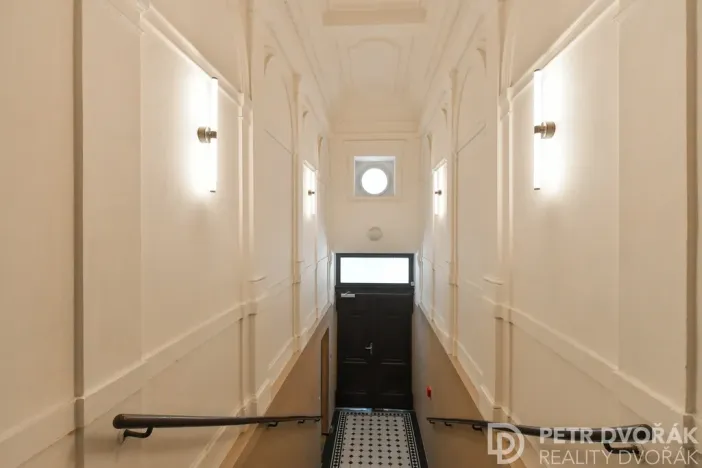 Pronájem bytu 2+kk, Praha - Vinohrady, Mánesova, 46 m2