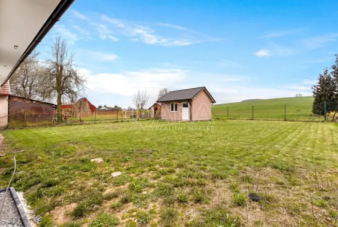 Prodej rodinného domu, Kozárovice, 120 m2