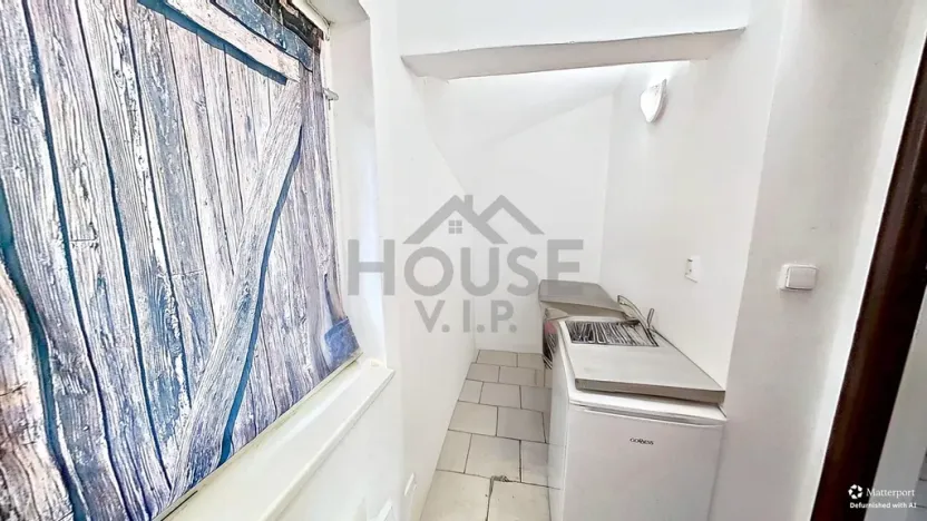 Pronájem obchodního prostoru, Praha - Kobylisy, Klapkova, 40 m2