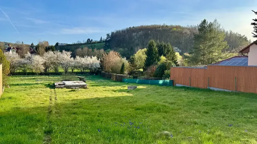 Prodej pozemku pro bydlení, Moravské Knínice, Mezihoří, 1700 m2