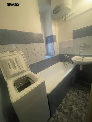 Pronájem bytu 2+kk, Praha - Libeň, U svobodárny, 60 m2