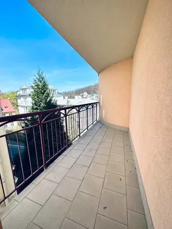 Prodej bytu 4+kk, Karlovy Vary, Zámecký vrch, 177 m2