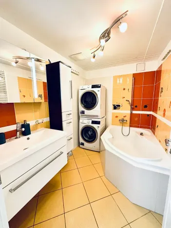 Prodej bytu 4+kk, Karlovy Vary, Zámecký vrch, 177 m2