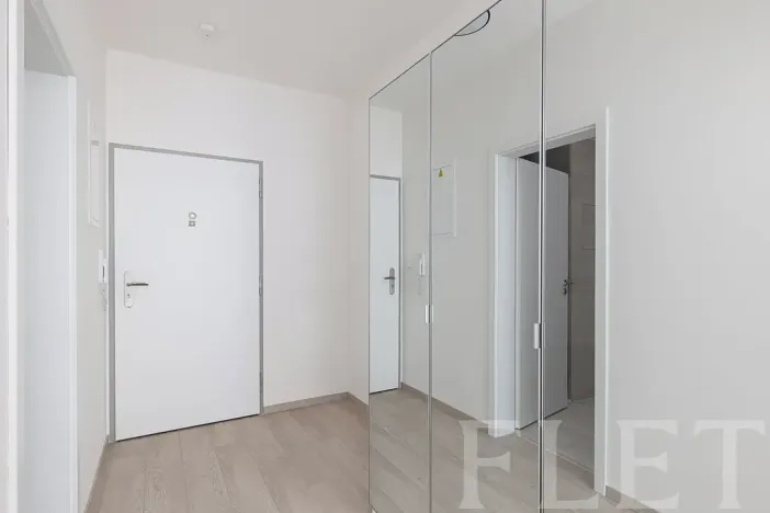 Pronájem bytu 1+kk, Praha - Vysočany, Gerstelova, 38 m2