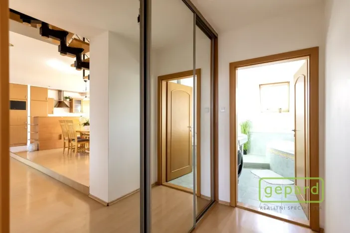 Pronájem bytu 5+kk, Brno, Slámova, 150 m2