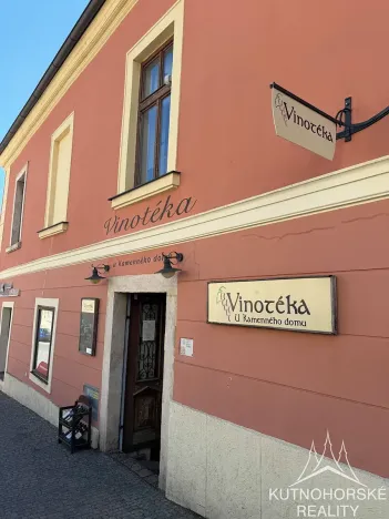 Pronájem obchodního prostoru, Kutná Hora, Václavské náměstí, 270 m2