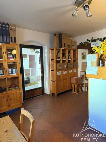 Pronájem obchodního prostoru, Kutná Hora, Václavské náměstí, 270 m2