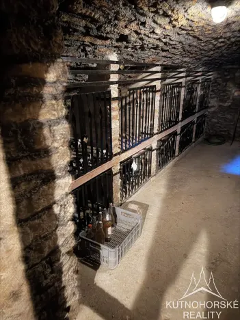 Pronájem obchodního prostoru, Kutná Hora, Václavské náměstí, 270 m2