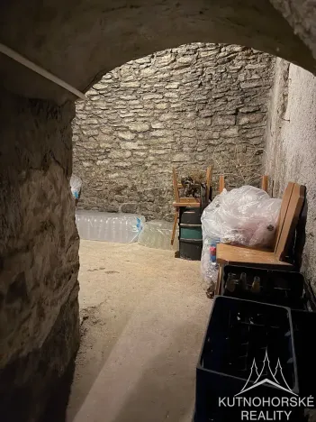 Pronájem obchodního prostoru, Kutná Hora, Václavské náměstí, 270 m2