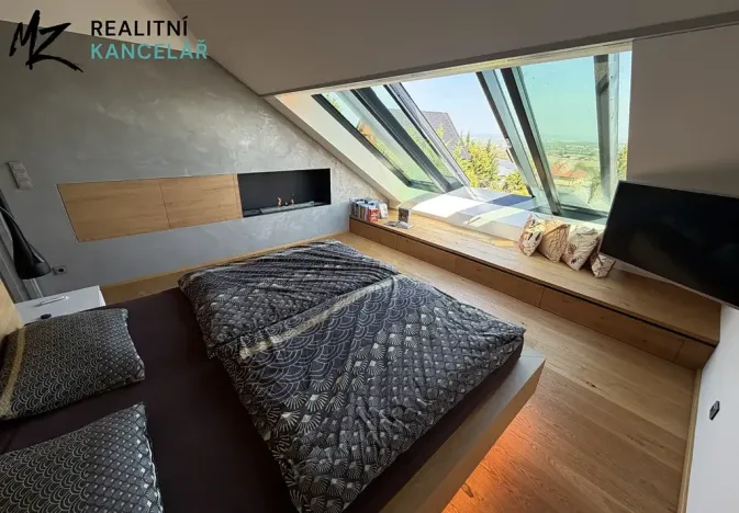 Prodej rodinného domu, Slatinky, 258 m2