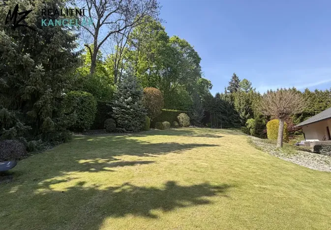 Prodej rodinného domu, Slatinky, 258 m2