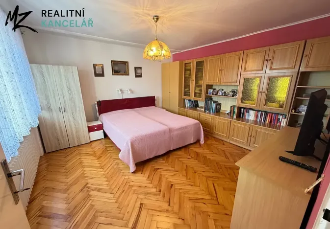 Prodej rodinného domu, Přáslavice, 300 m2