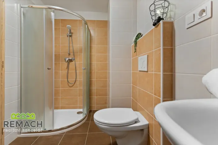 Pronájem bytu 2+kk, Náchod - Staré Město nad Metují, Bartoňova, 60 m2