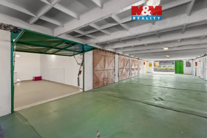 Prodej garáže, Kladno - Kročehlavy, Bellevue, 17 m2