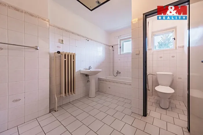 Prodej rodinného domu, Červený Kostelec - Olešnice, 166 m2