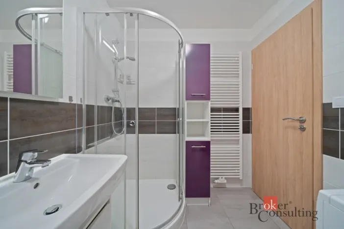 Pronájem bytu 1+kk, Hradec Králové - Nový Hradec Králové, Kejzlarova, 31 m2