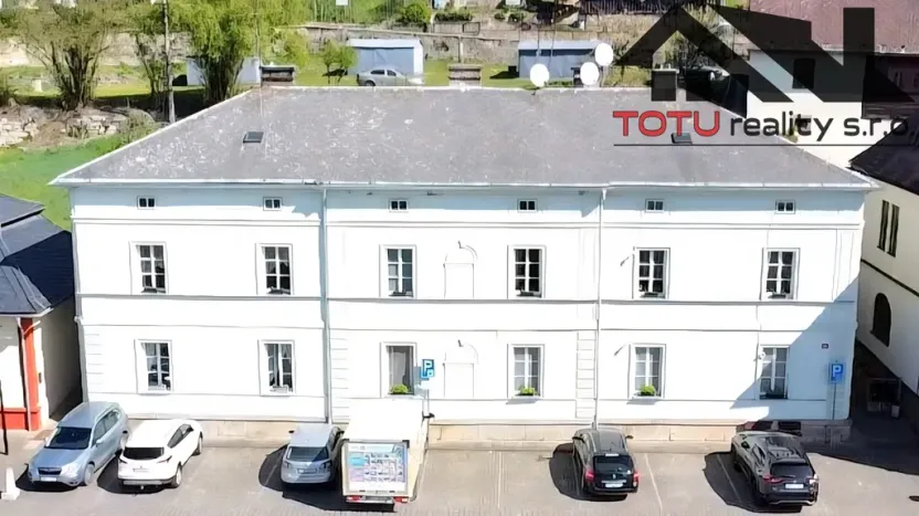 Prodej bytu 4+1, Kuks, 91 m2