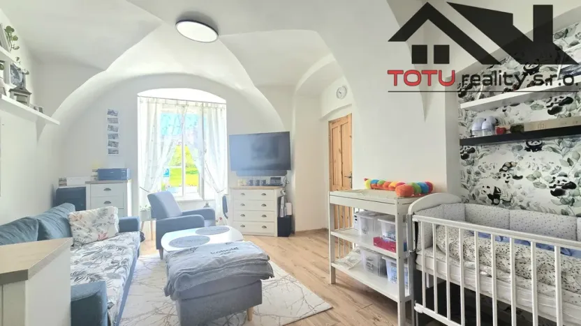 Prodej bytu 4+1, Kuks, 91 m2