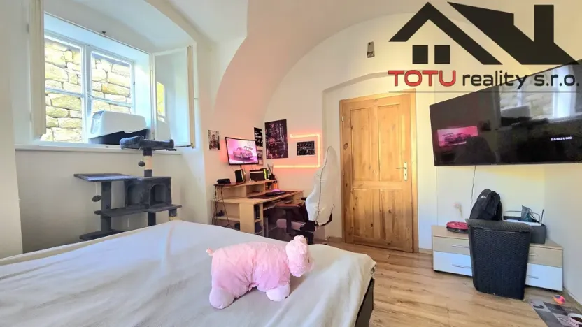 Prodej bytu 4+1, Kuks, 91 m2