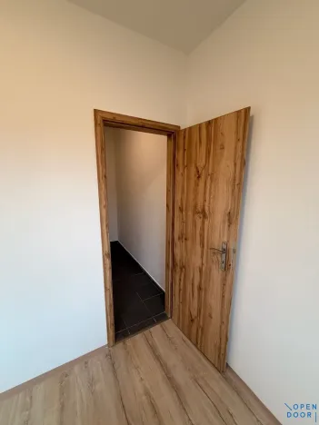 Pronájem bytu 2+1, Chomutov, Školní pěšina, 50 m2