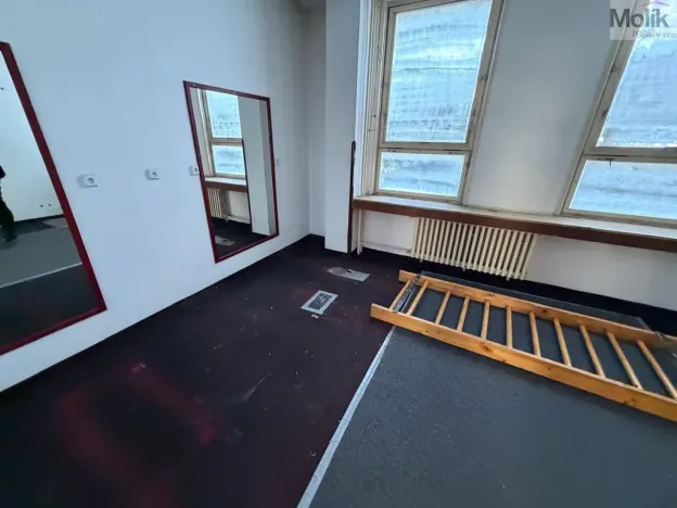 Pronájem skladu, Most, Albrechtická, 500 m2