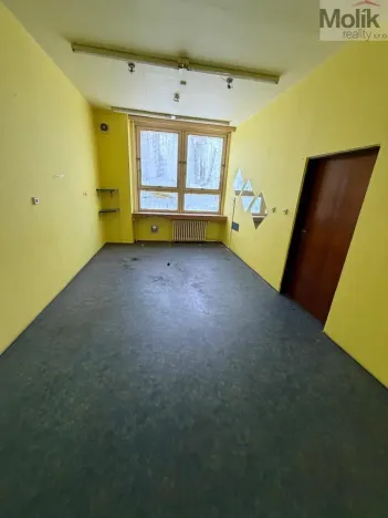 Pronájem skladu, Most, Albrechtická, 500 m2