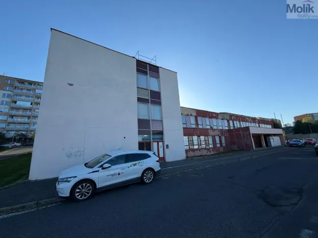 Pronájem skladu, Most, Albrechtická, 500 m2