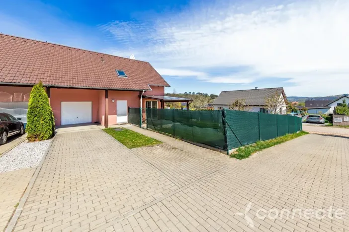 Prodej bytu 4+1, Trubín, Na Vyhlídce, 121 m2