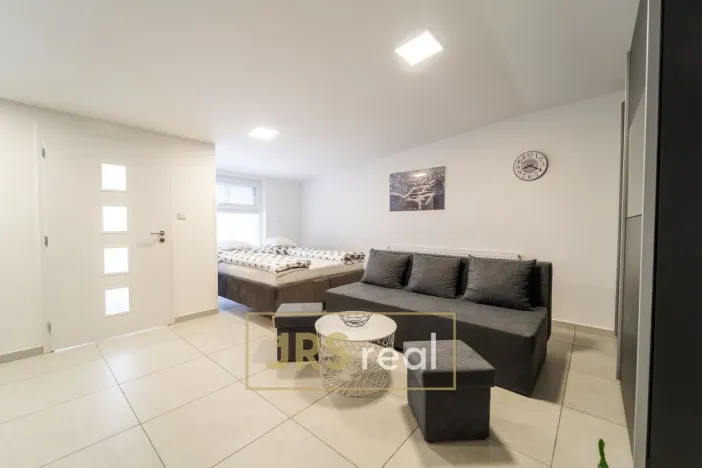 Prodej rodinného domu, Dolní Němčí, 220 m2