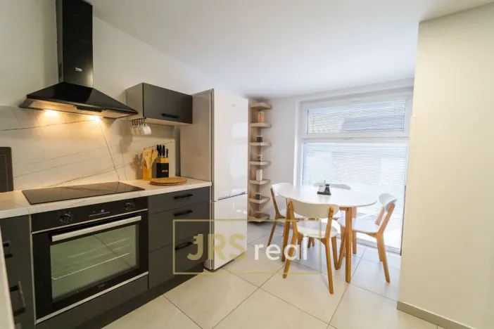 Prodej rodinného domu, Dolní Němčí, 220 m2